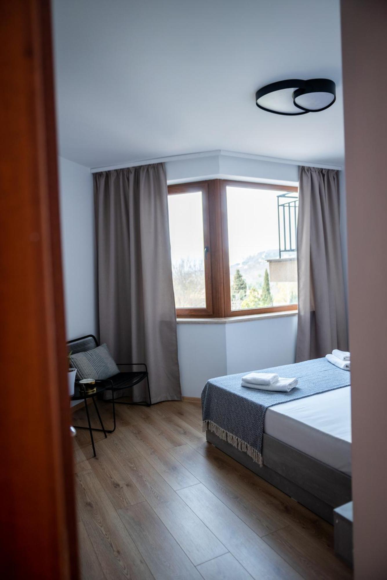 Queen'S Garden Balchik Apartment Exterior photo